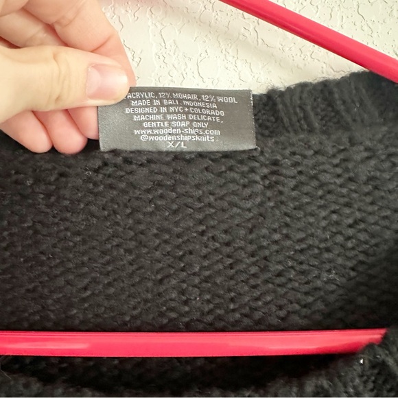 Wooden Ships Good Witch Knit Crew Sweater Top Halloween Black Sz L/XL - Picture 4 of 5